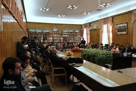 بررسی و نقد اندیشه‌های هانری کربن در دانشگاه تهران