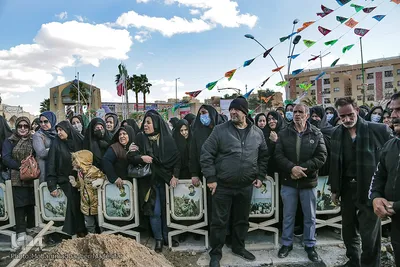 تشییع پیکر دو جانباز دفاع مقدس در اصفهان