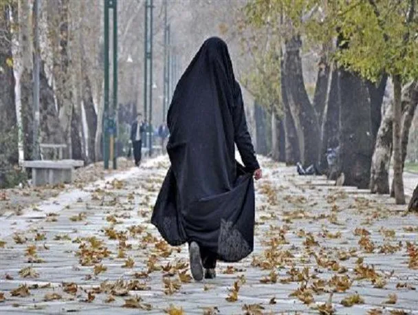 استفاده مردان از پوشش مناسب، یک مطالبه عمومی است