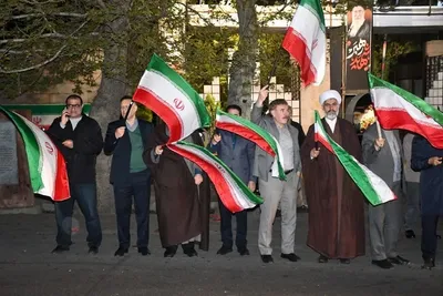 اجتماع دانشگاهیان دانشگاه تبریز در حمایت از آرمان‌های انقلاب