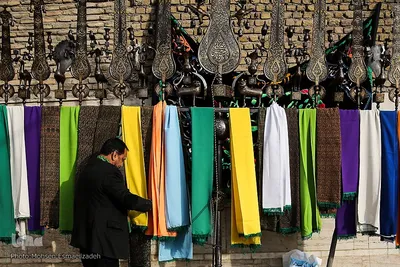 مراسم سنتی شال و پر کردن علم تاریخی طیب
