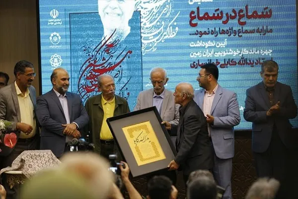 کابلی: هنر معنوی‌ خوشنویسی نقش بزرگی در تعالی روح بزرگان ما دارد