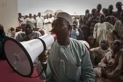 Restrictions à l'utilisation de haut-parleurs par les prédicateurs religieux au Nigeria