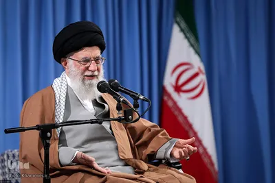 دیدار جمعی از پاسداران و خانواده‌های آنان با رهبر انقلاب