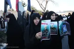 تجمع گروهی ازمردم مشهد در حمایت از حملات موشکی سپاه

