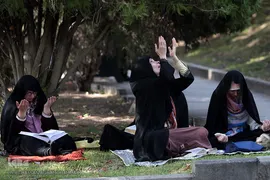 مراسم معنوی دعای عرفه در دانشگاه تهران