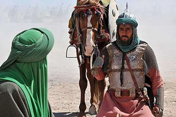 فیلمساز مؤمن، آیینه‌وار عمل می‌کند / فارابی مخالف اکران «رستاخیز» در پلتفرم جهانی است