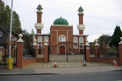 Slough-Moschee bietet kostenlose Bestattung für Muslime an