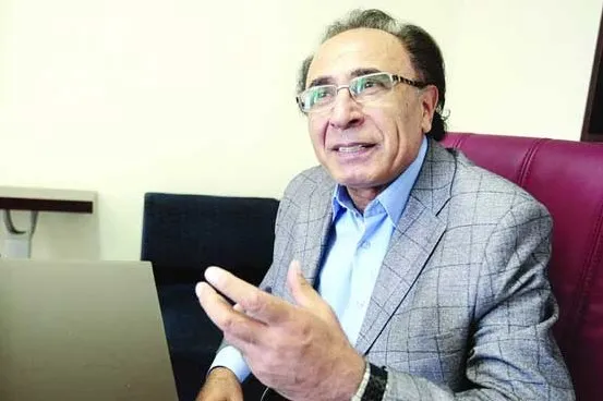غلبه جاذبه‌های مفهومی بر ترکیبات بلاغی قرآن در اشعار شاعران