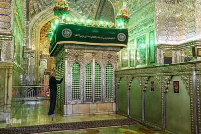 حضور ائمه جماعت در حرم حضرت شاهچراغ علیه‌السلام