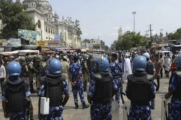 الهند: إعتقال 230 شخصاً في الاحتجاجات على التصريحات المسيئة للرسول (ص)