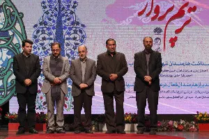 تقدیر از شهدای عرصه ادبیات/ راز علاقه شهدا به حافظ