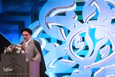 حجت‌الاسلام خاموشی، رئیس سازمان اوقاف و امور خیریه در مراسم افتتاحیه سی‌وهفتمین دوره مسابقات بین‌المللی قرآن جمهوری اسلامی ایران