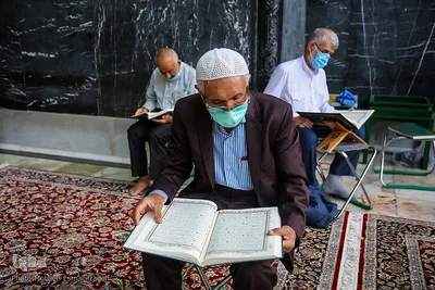 جزءخوانی قرآن کریم در حرم مطهر امام رضا(ع)
