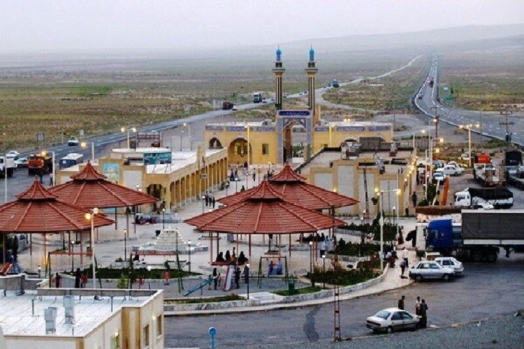 مجتمع‌ میان‌راهی امام رضا(ع)
