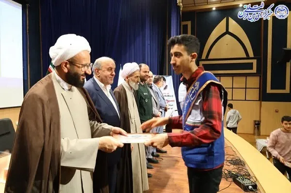 همایش نخبگان و کارگزاران بسیجی مازندران در ساری