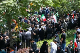 تشییع پیکر ۶۰ شهید اقتدار در تهران