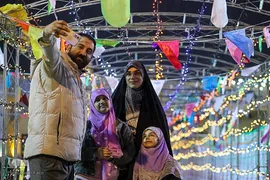 حال و هوای حرم شاهچراغ(ع) در شب نیمه شعبان‎