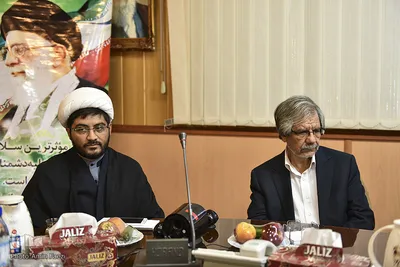 نشست صميمي فرمانده سپاه فجر شیراز با اصحاب رسانه