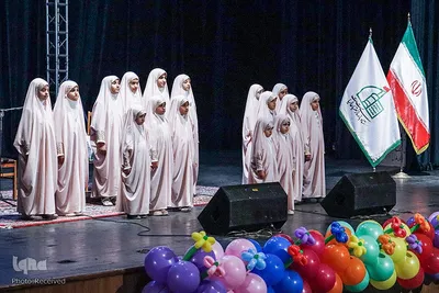 گردهمایی بانوان ایرانی طلایه داران ساخت صحن و شبستان حضرت زینب (س)