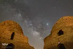 «انا زين السماء الدنيا بزينة الكواكب»