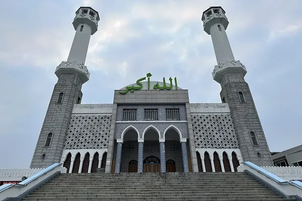كوريا الجنوبية تشهد حضوراً إسلامياً متنامياً رغم حداثة ترسخه