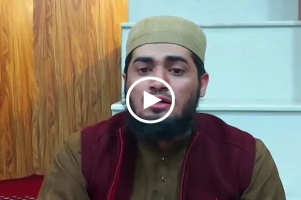 شاهد...تلاوة رائعة ممتازة بصوت القارئ الباكستاني 