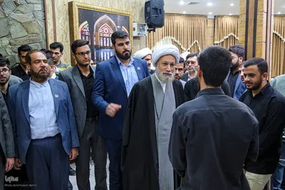 نشست صمیمی تشکل‌های دانشجویی فارس با امام جمعه شیراز