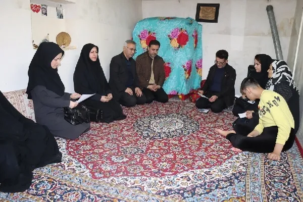 دیدار مسئولان استانی با خانواده‌های تحت پوشش بهزیستی در ماه رمضان