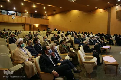 نشست صمیمی استاندار خراسان رضوی با نخبگان، فعالان و پیشکسوتان قرآنی