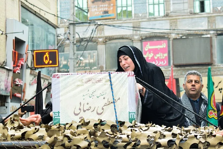 برگزاری مراسم وداع با شهید مدافع امنیت وطن گیلان در گلزار رشت