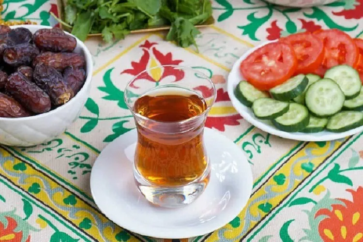 برگزاری مسابقه عكس «سفره ساده افطار» در لارستان
