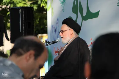 مراسم معنوی دعای عرفه در ملایر