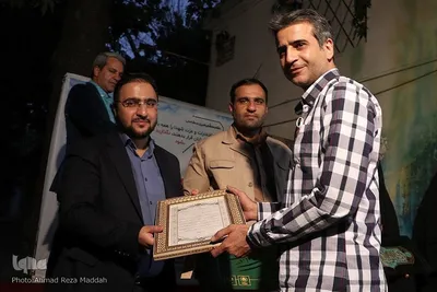 مراسم رونمایی از تابلوهای‌معابر مزین به نام و تصاویر شهدا در شیراز