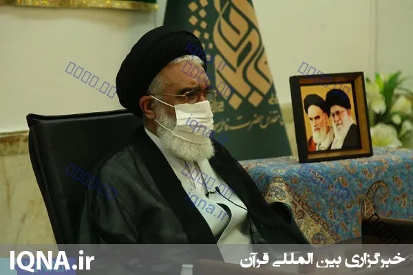 آموزش مربیان به دانش‌آموزان در مسیر ولایت الهی باشد