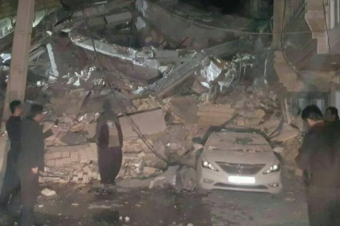 İranın Kermanşah əyalətində baş verən zəlzələdə 413 nəfər ölən və 7156 nəfər yaralanan var