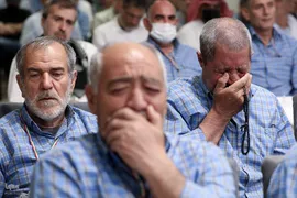 کمیل با شکوه زائران ایرانی در کنار حرم نبوی(ص)