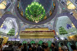 گل آرایی حرم حضرت علی(ع) به مناسبت عید غدیر