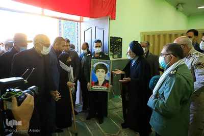 دیدار مسئولان ارشد خراسان‌جنوبی با خانواده شهید نقدی پور