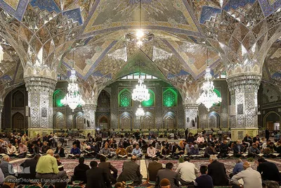  جزء خوانی قرآن کریم در حرم امام رضا(ع)
