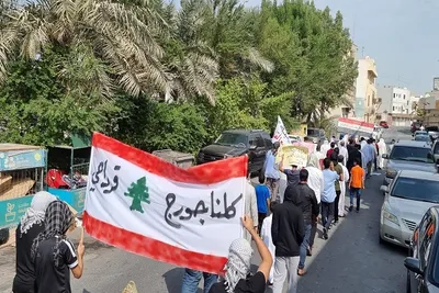 Demonstranten solidarisieren sich mit George Kordahi
