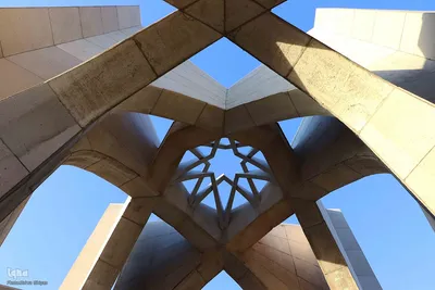 شهریار شیرین سخن