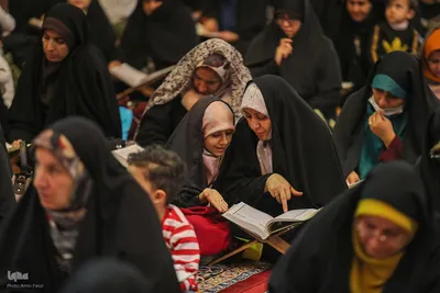 محفل انس با قرآن کریم «بشری» در حرم حضرت شاهچراغ(ع)