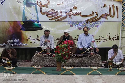 آیین جزء خوانی قرآن کریم امامزادگان عبدالله و آمنه خاتون (ع)/عکاس:زهرا بهرامی 