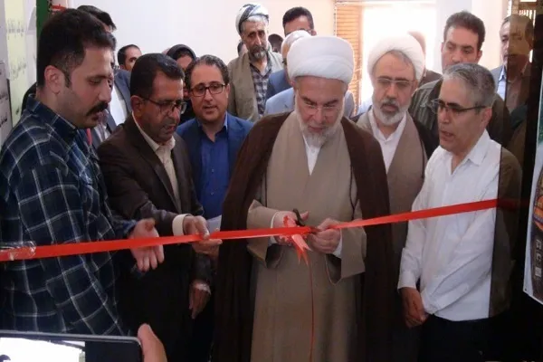 افتتاح نمایشگاه کتاب در کتابخانه عمومی شهید ملامحمد امینی سقز