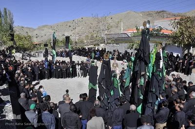 آیین عزاداری سلام علم ها در روستای خراشاد ـ بیرجند