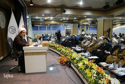 همایش تقدیر از پژوهشگران مرکز فقهی ائمه اطهار(ع)