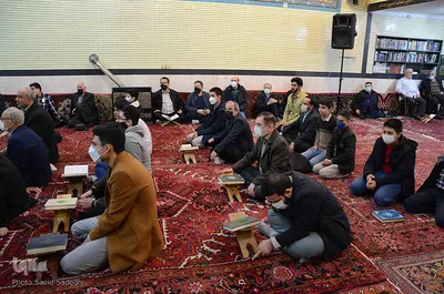 کرسی تلاوت قرآن در تبریز‎