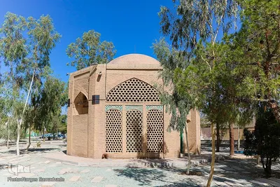 تخت فولاد دومین قبرستان بزرگ جهان تشیع