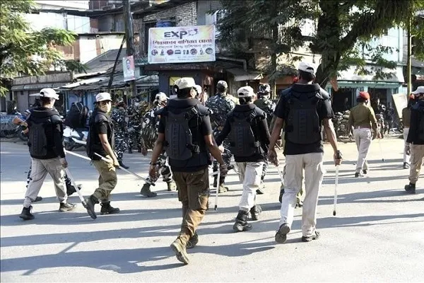 Hintli Müslümanlar Uttar Pradesh eyalet hükümetinin ayrımcı kararını eleştirdi